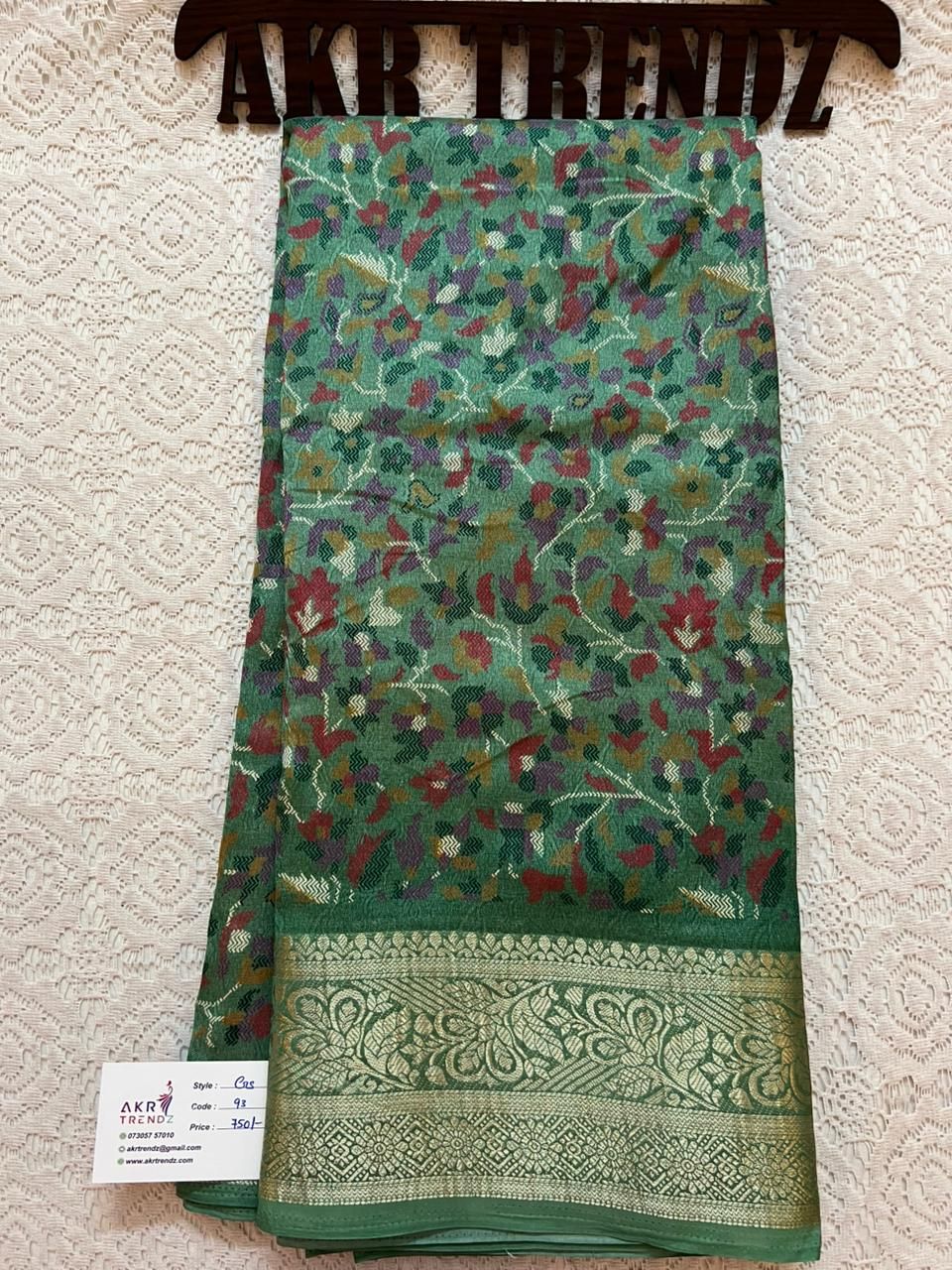 Jacquard border Georgette sarees