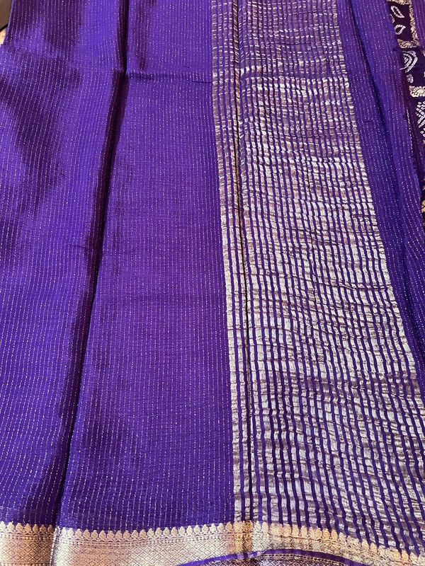 Small Zari Border Chinnon silk sarees​