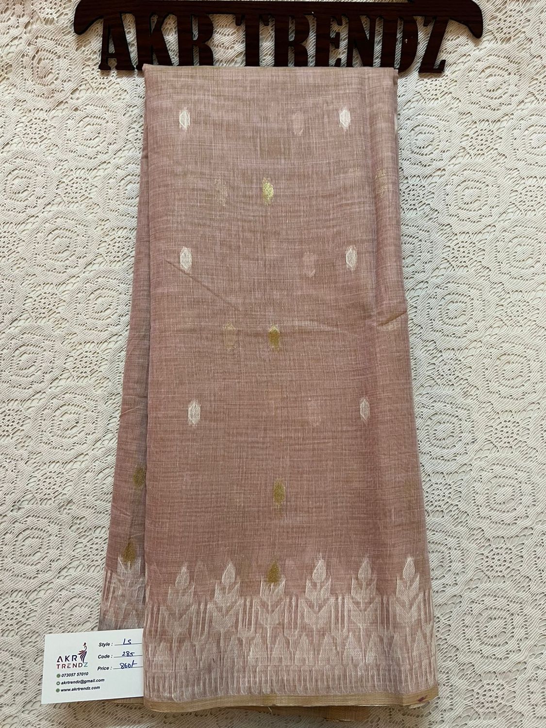 ​Weaving chanderi cotton sarees​
