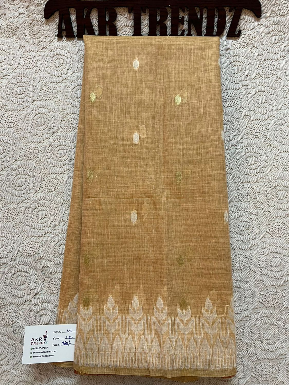 ​Weaving chanderi cotton sarees​