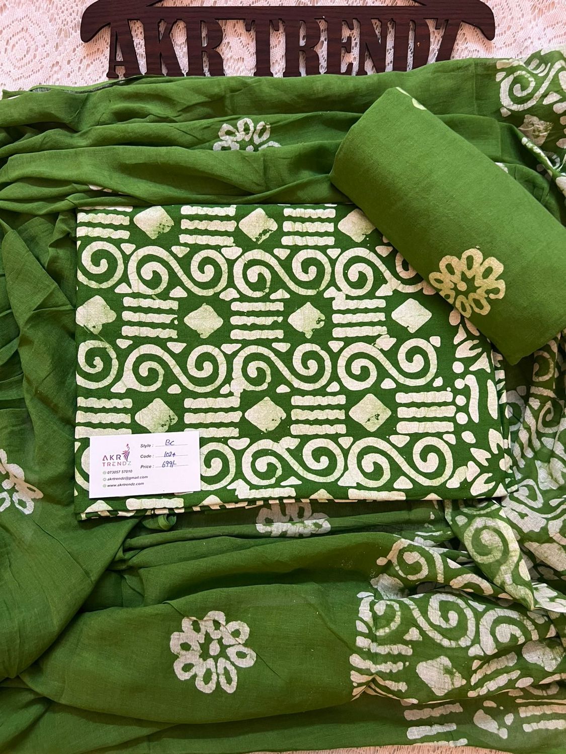 ​Handblock Batik cotton suit sets