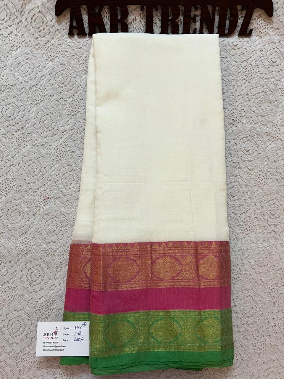 Mul cotton Kanchi Border sarees