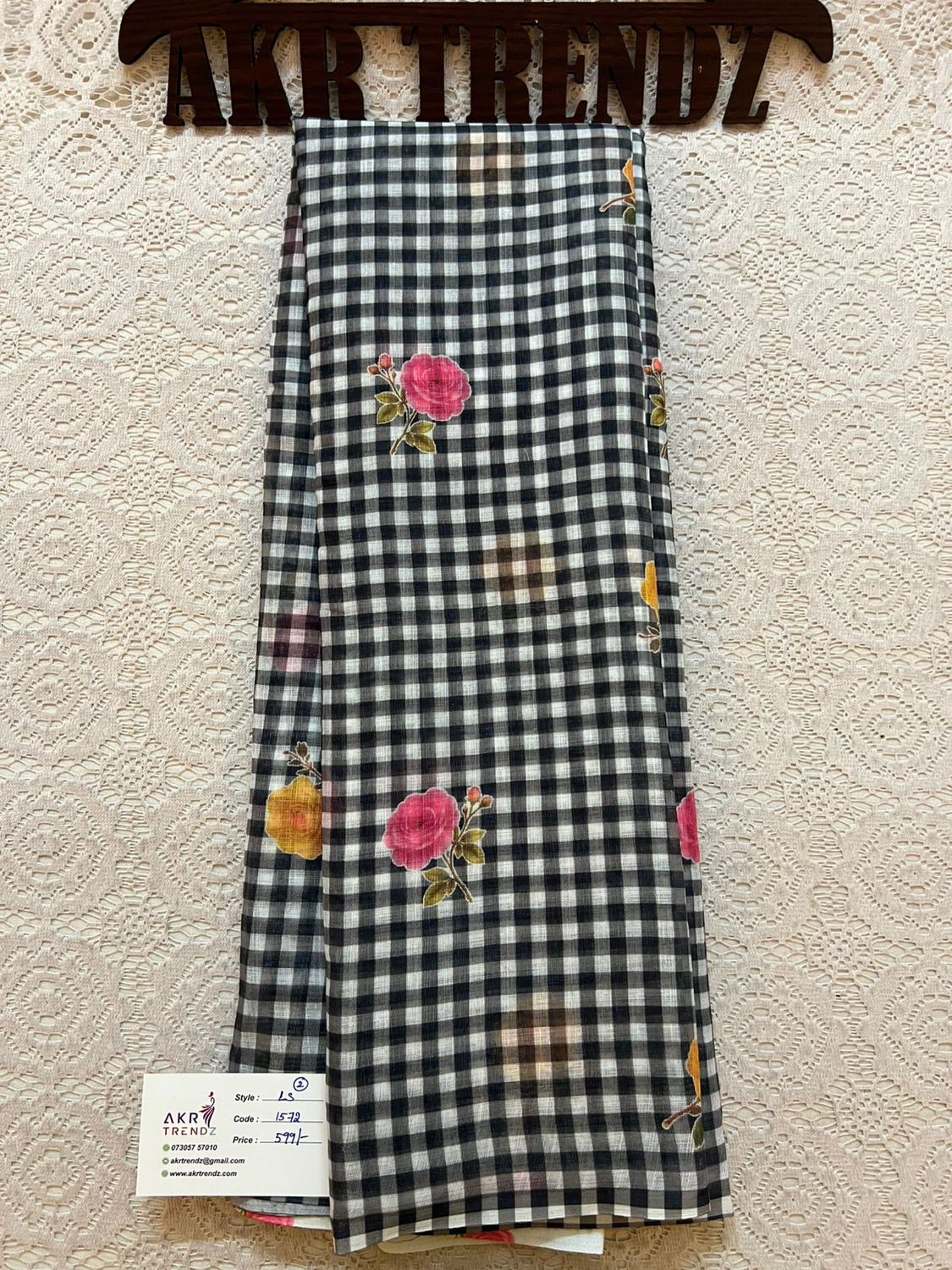 ​Fancy Linen digital print sarees