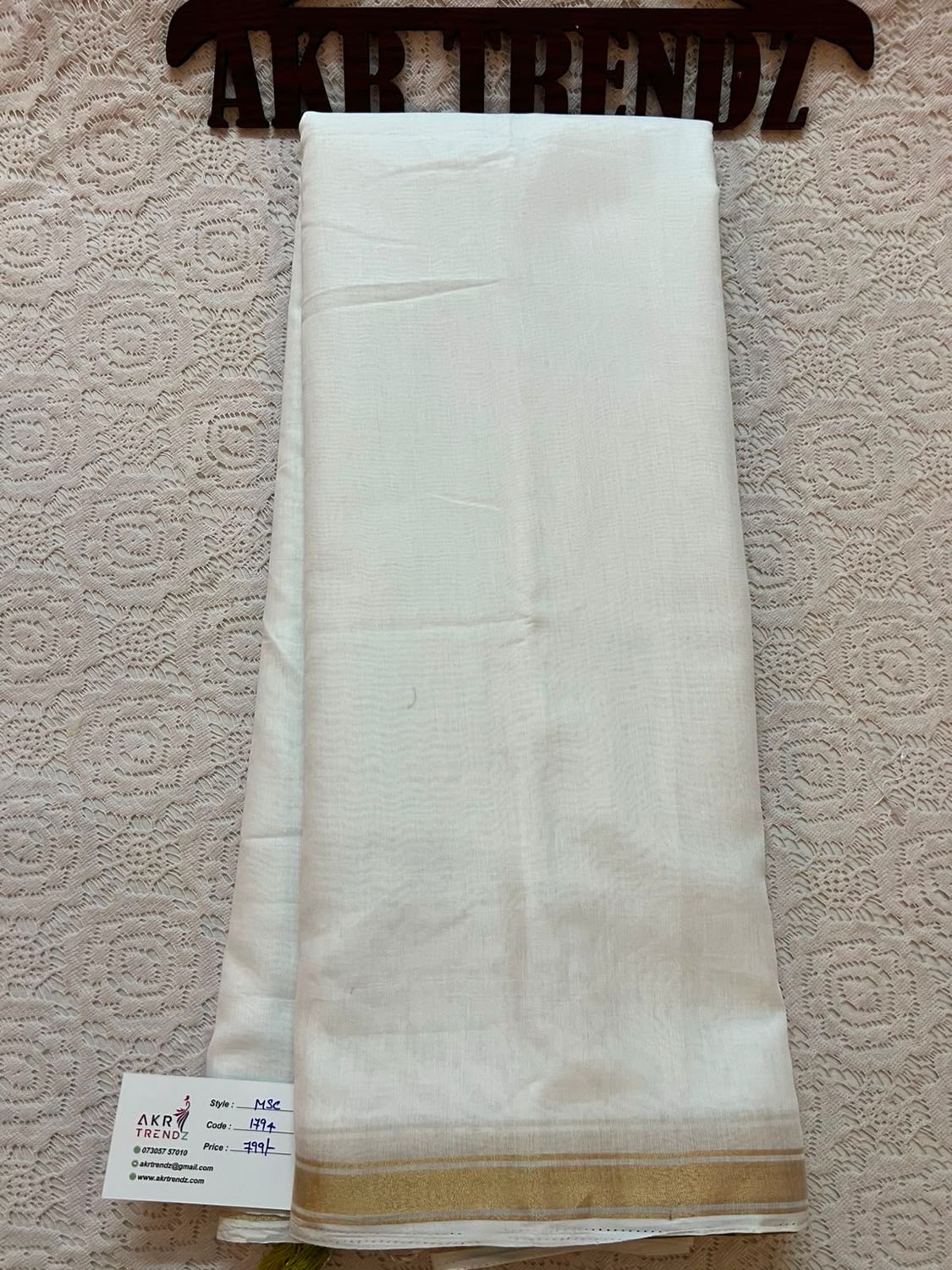 Thin Border Soft Cotton Sarees