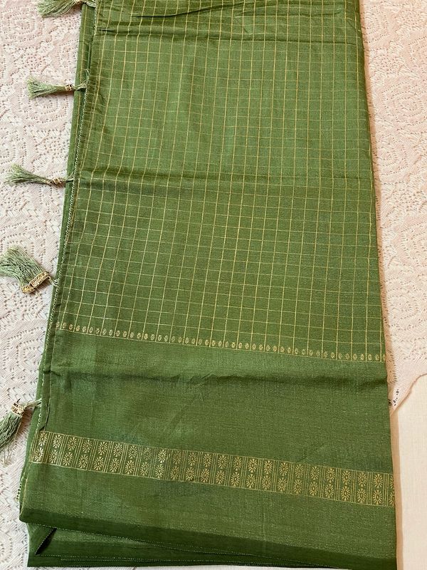 Crackle Soft Silk Sarees