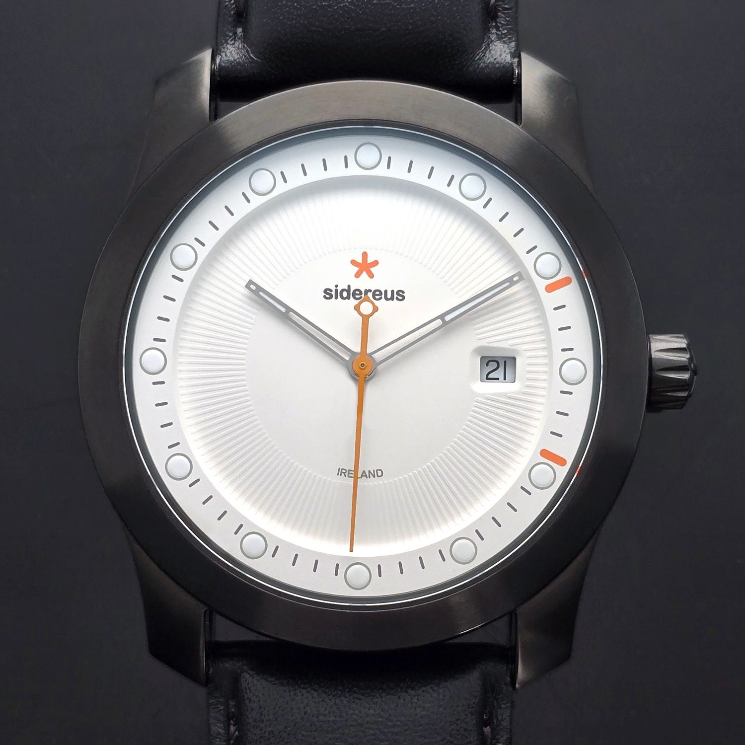 Dowth Date/Time with Quartz White Dial 25/50