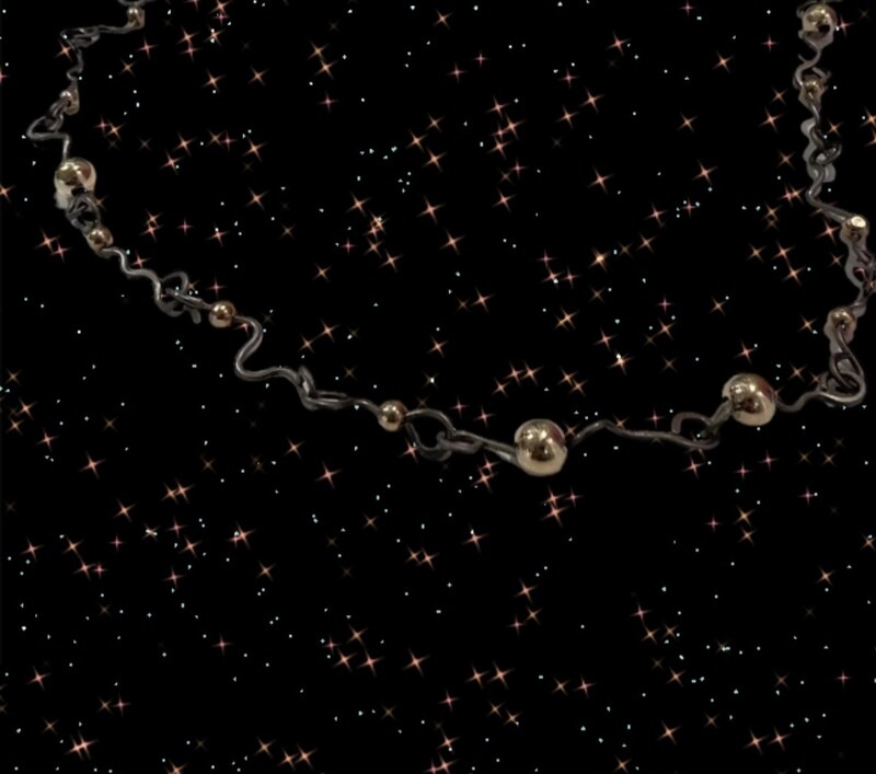 Dark sky Smykkeserie. Armbånd fra