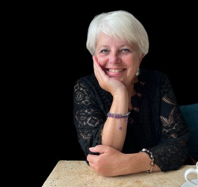 Butikken i Stege. Åbningstider