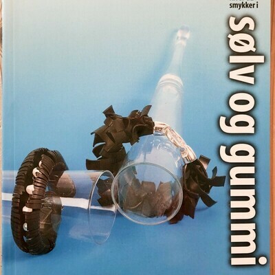 Bog. Smykker i sølv og gummi. 33 sider. Irene From Petersen