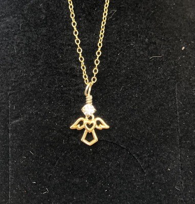 Engel i forgyldt sterlingsølv med cz sten i toppen. Vedhæng fra