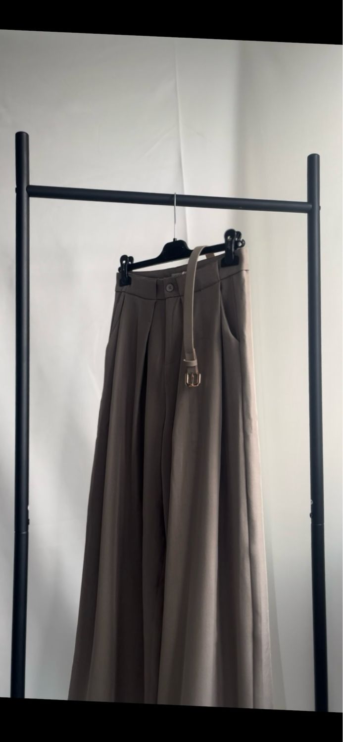 Taupe kleurige pantalon