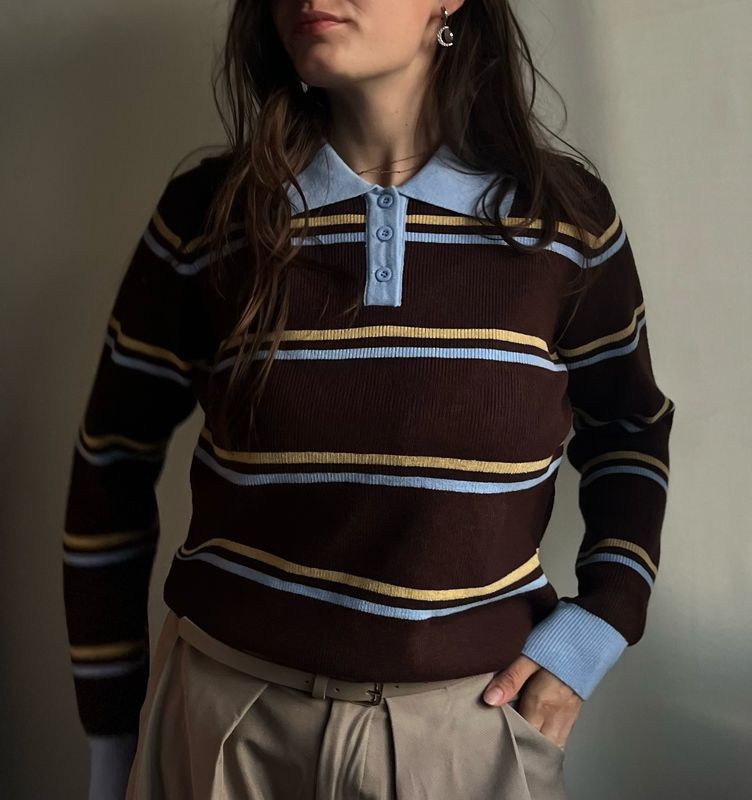 Bruine gestreepte trui blauw