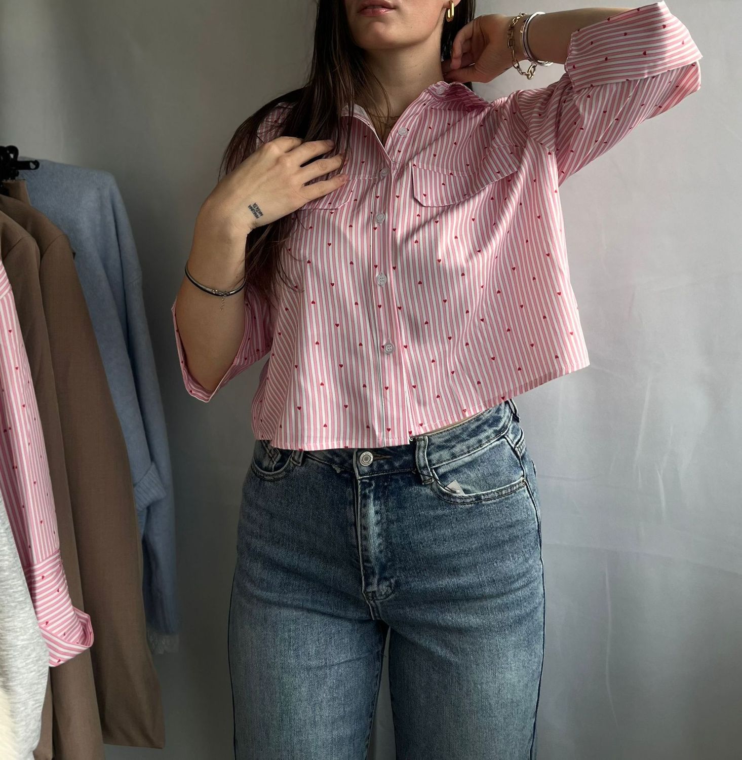 Korte blouse met hartjes