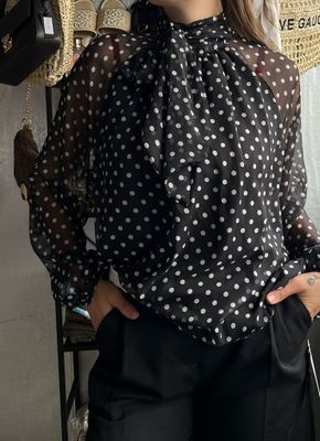 Blouse met stippen