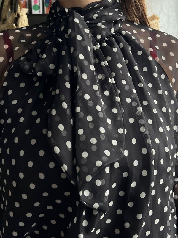 Blouse met stippen