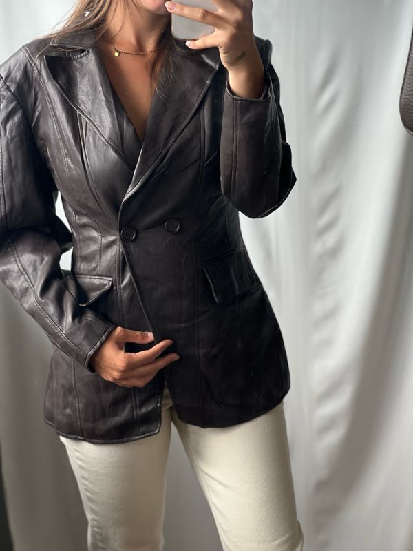 Getailleerde leren blazer