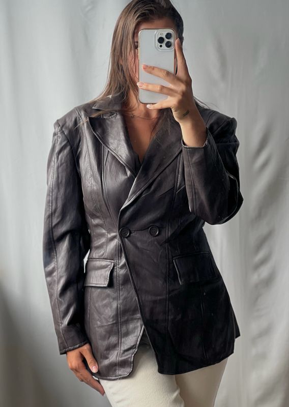 Getailleerde leren blazer