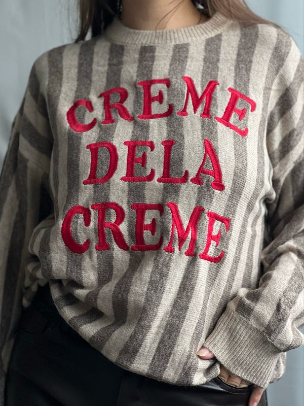 Gestreepte creme dela creme trui