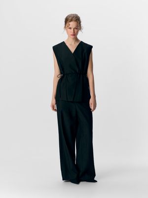 Object OBJYUI LO WAISTCOAT 137 Black 23046028