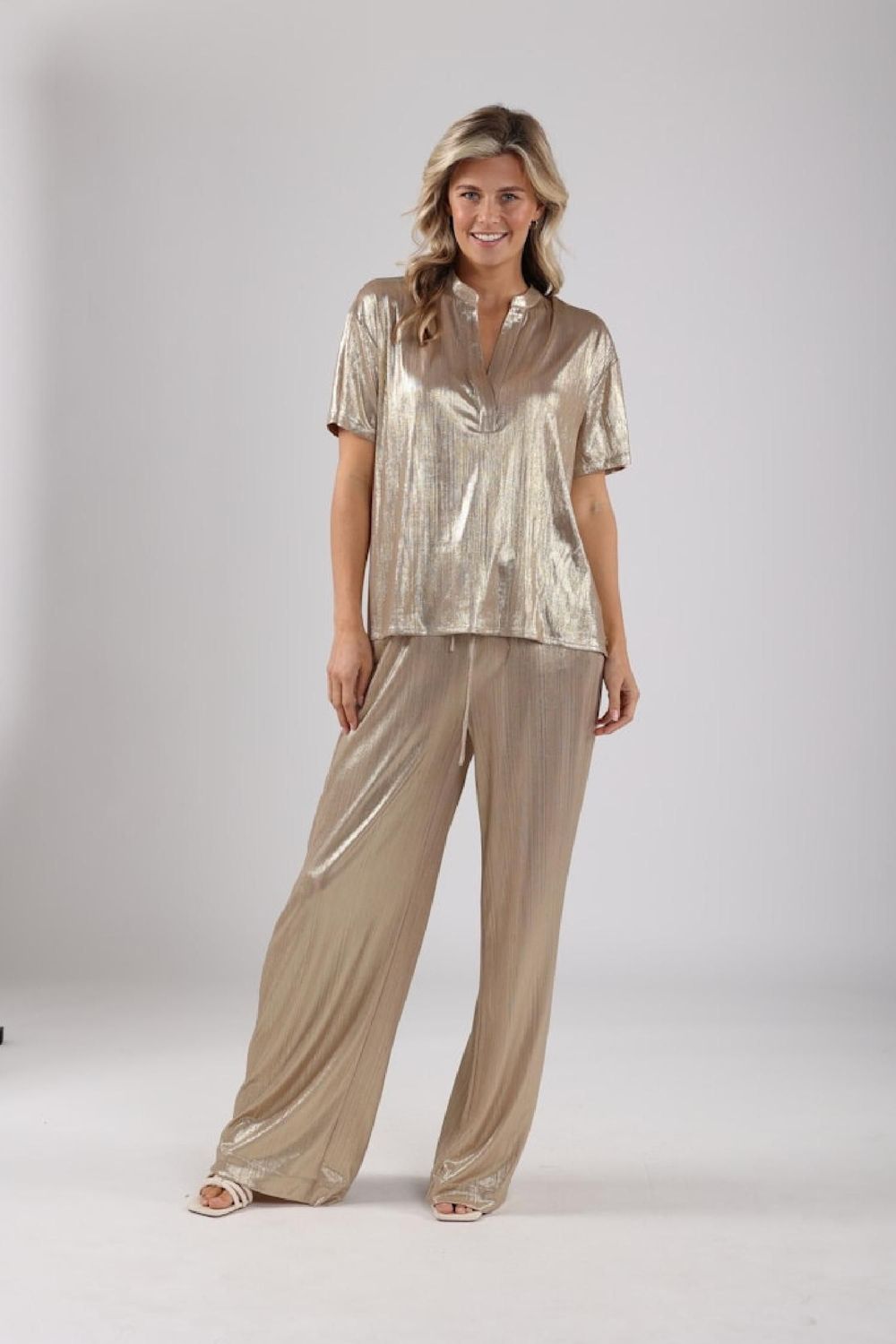 Nukus Mila Gold NKS09009