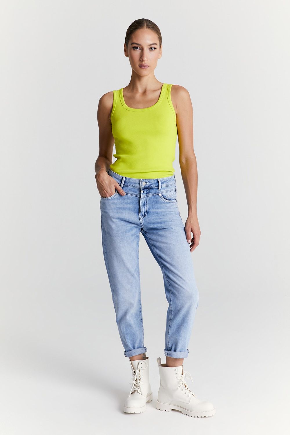 Cup Of Joe Denim boyfriend Light Blue Victoria