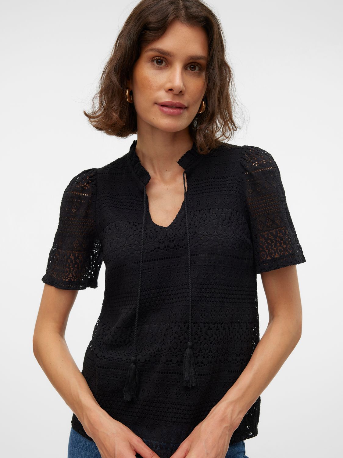 Vero Moda VMHONEY LACE S/S TASSEL TOP WVN GA Black/Original lace 10309263
