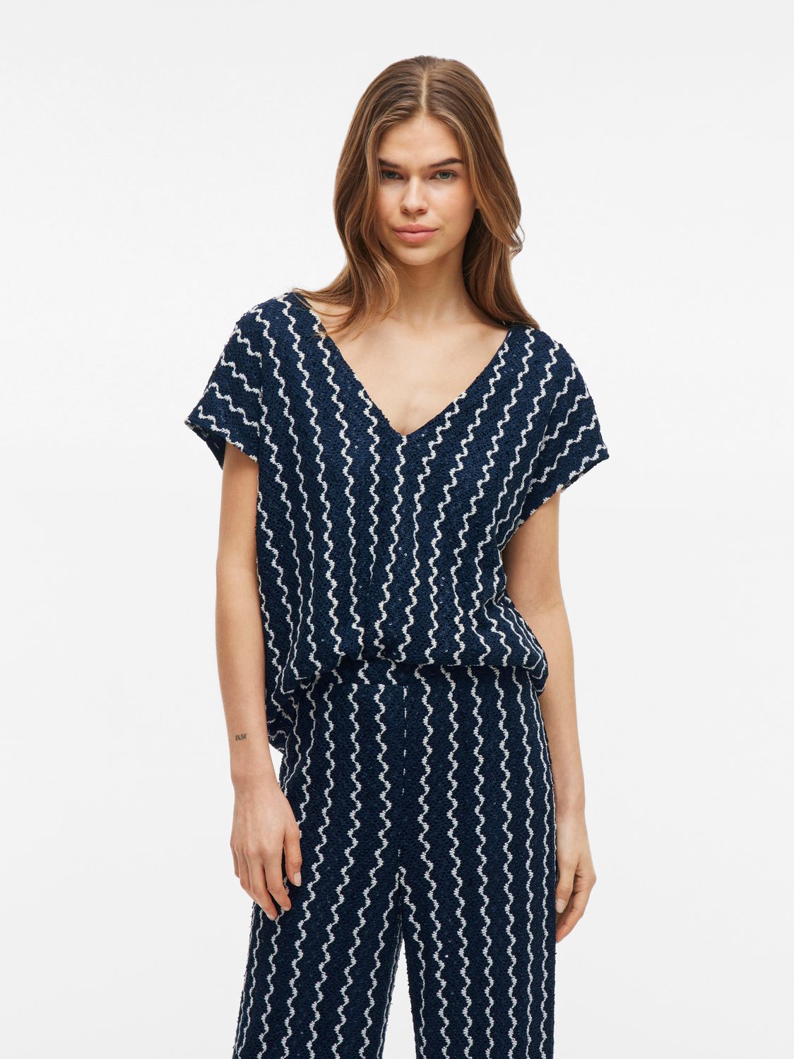 Vila VIELLEN V-NECK S/S TOP/DC Navy Blazer/Birch 14104325