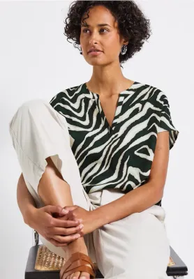 Street One LTD QR Shirtblouse w splitneck pine grove green A345835