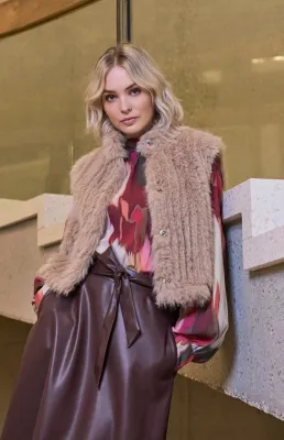 Rino &amp; Pelle Gilet with closure oat Dava.7002511