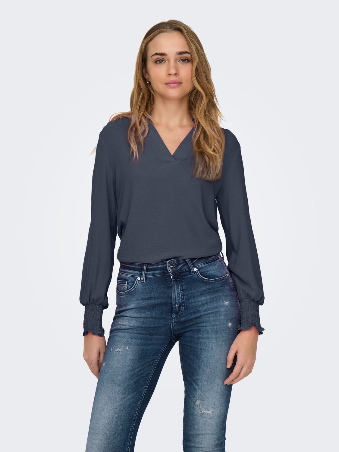 Only ONLMETTE V-NECK LS SMOCK TOP NOOS W: Ombre Blue 15284309