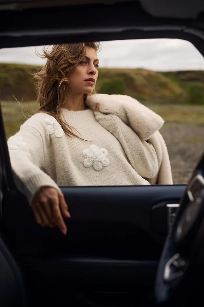 Nukus Chiaca Pullover Flower Off White NKF03034