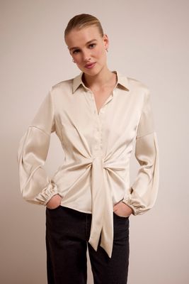 Tramontana Satin-Look Blouse Twisted Detail Stone C17-18-401