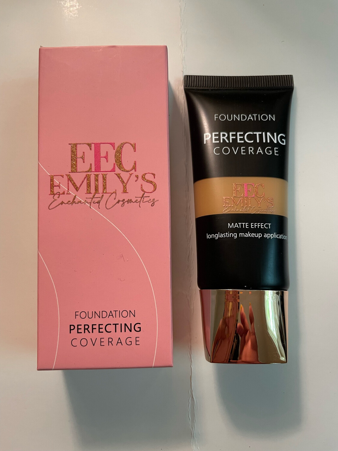 Foundation Perfecting Coverage Tan Toffee #10