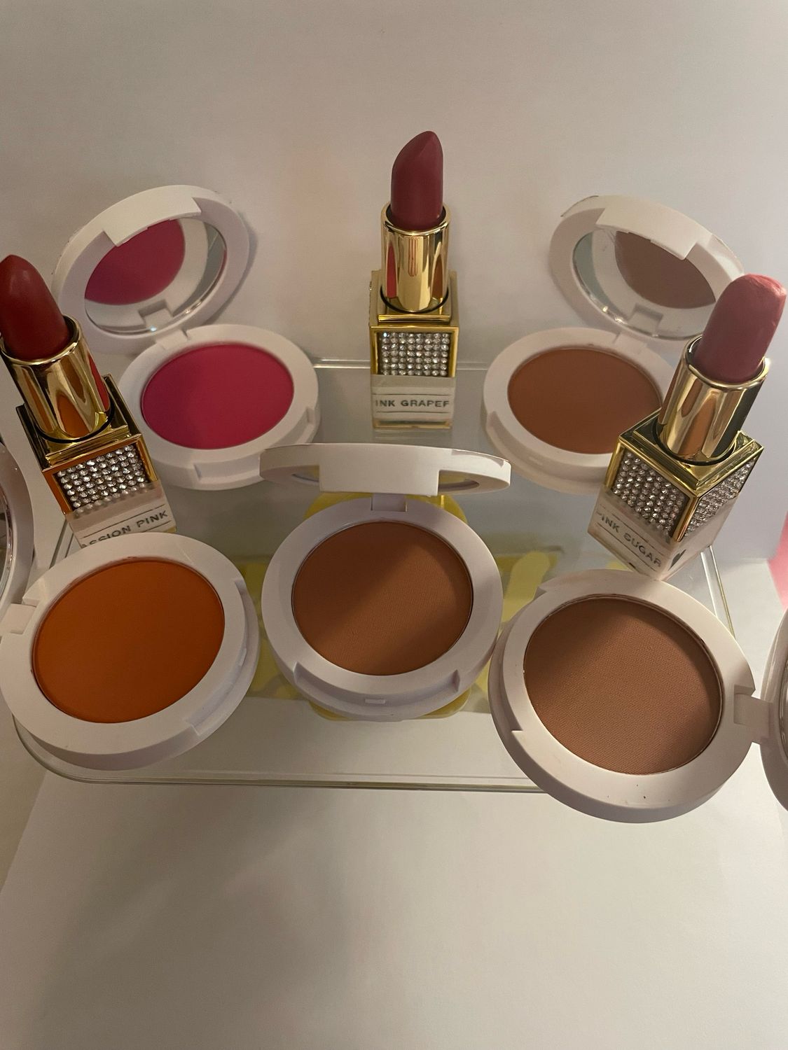 Blushes &amp; Matte Wear Lipsticks 