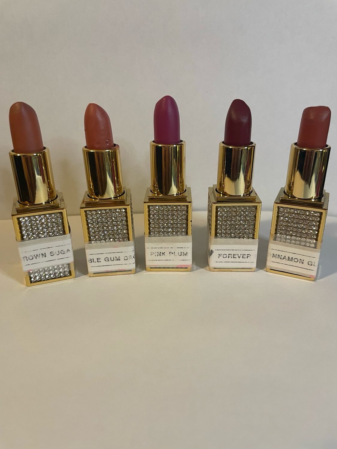 Matte Wear Lipsticks Collection Matte Wear Lipsticks Collection