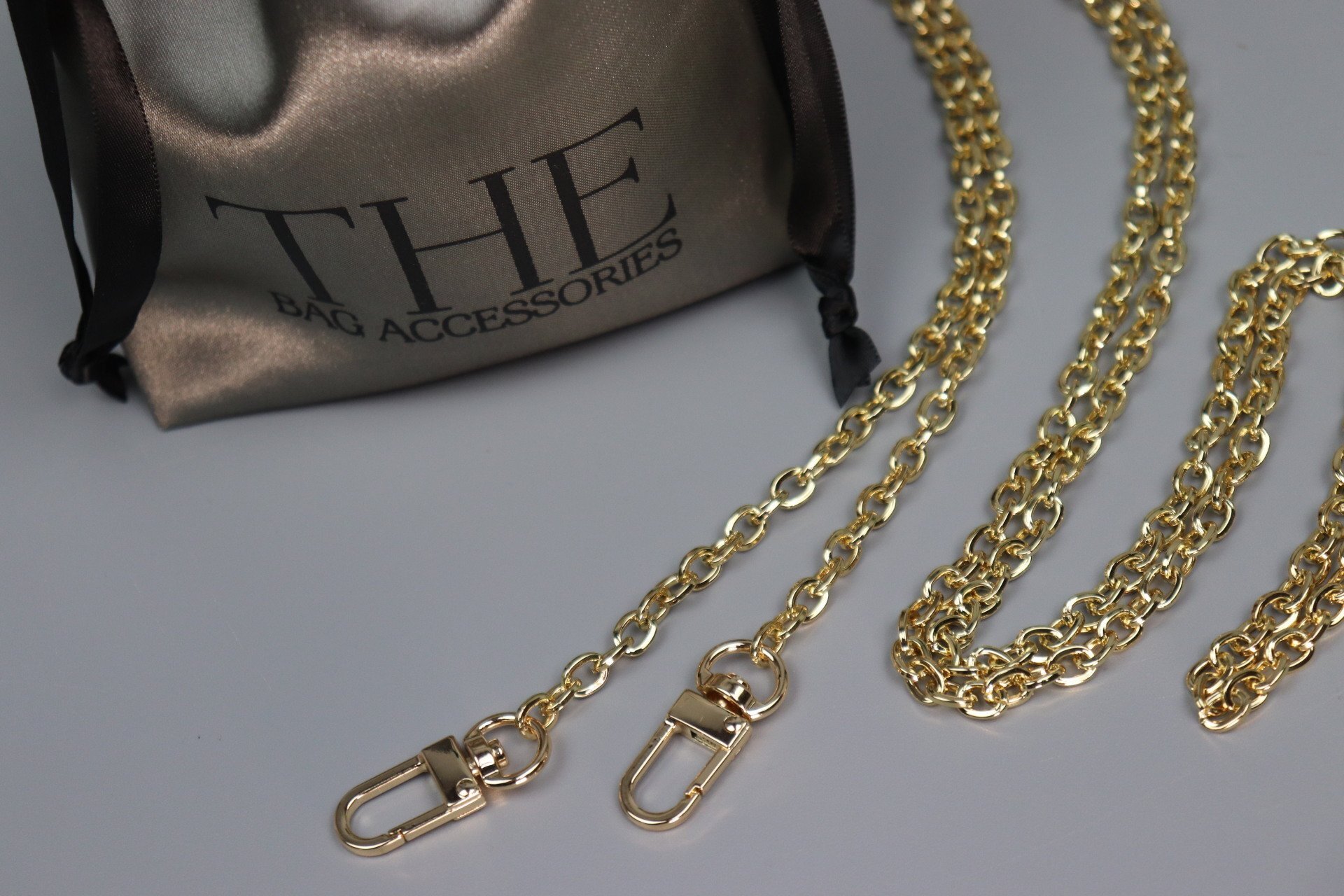 Luxury Crossbody Strap Oval Chain Gold or Silver for Your 