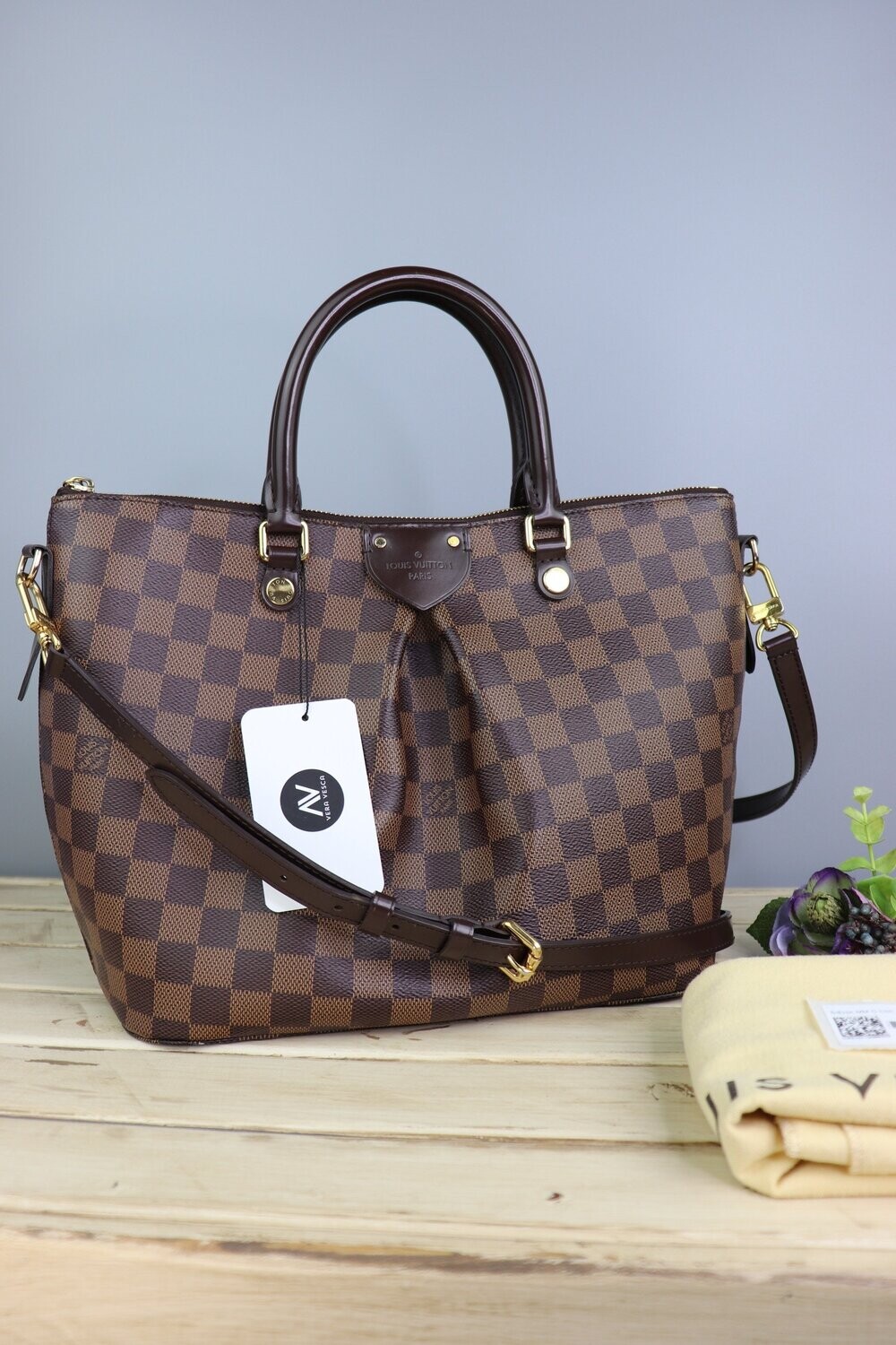 Louis Vuitton // Damier Ebene Siena MM Bag – VSP Consignment