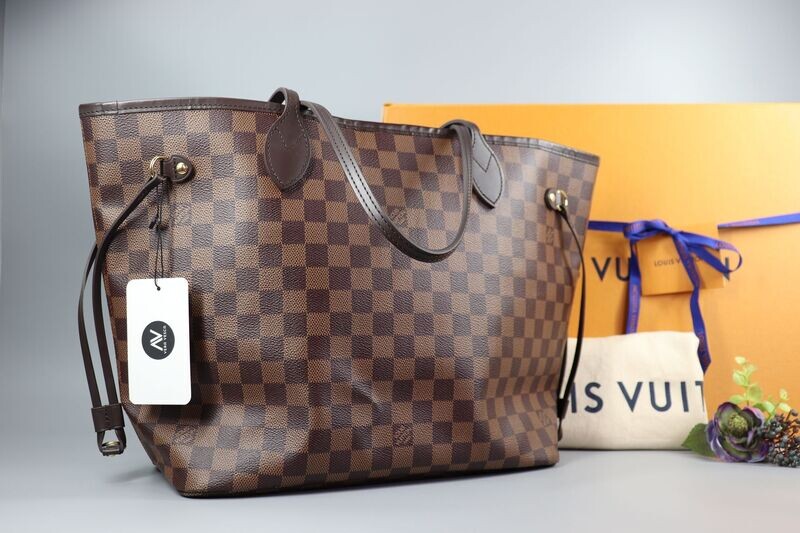LOUIS VUITTON Neverfull MM