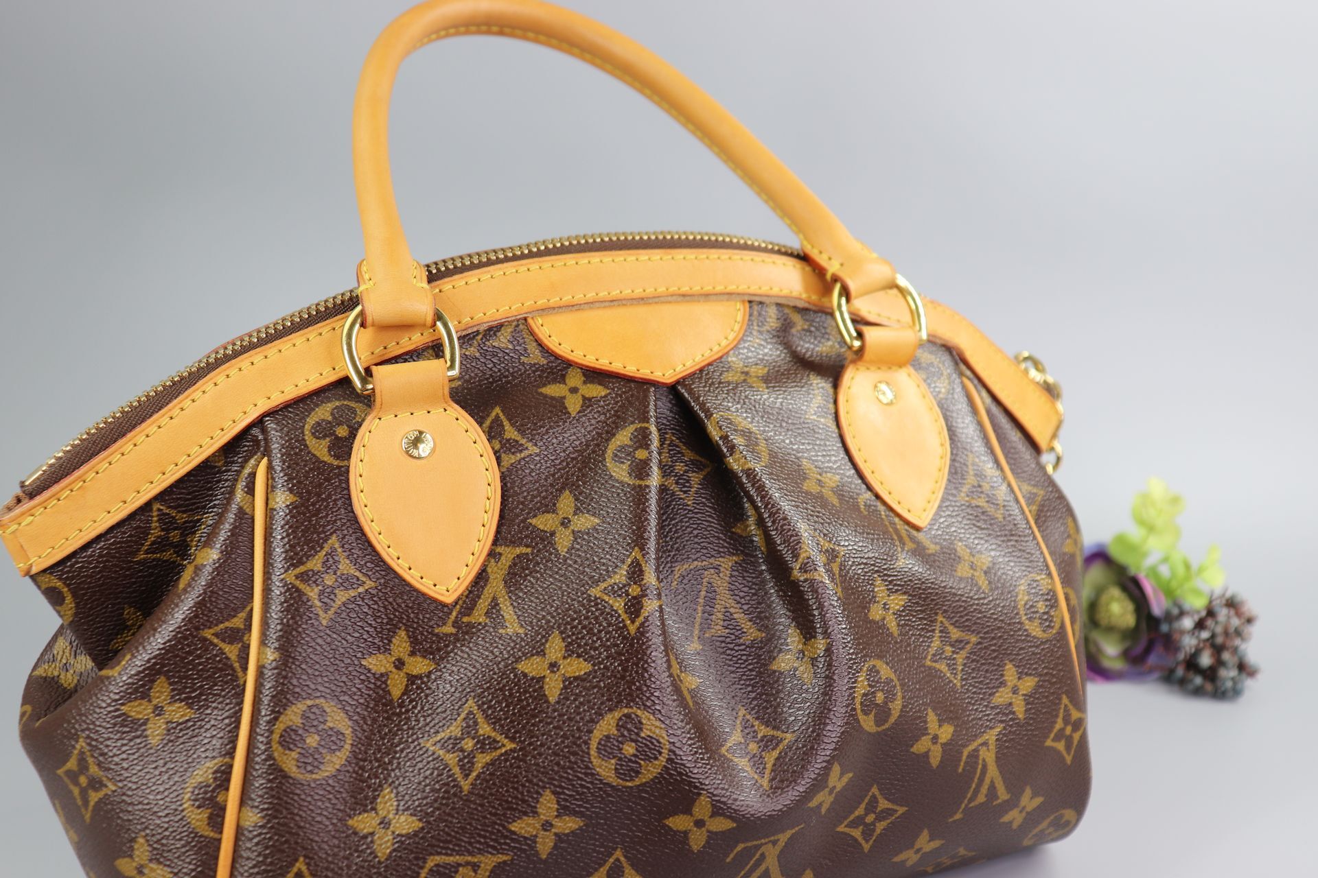 Louis Vuitton Tivoli PM Monogram Shoulder Handbag