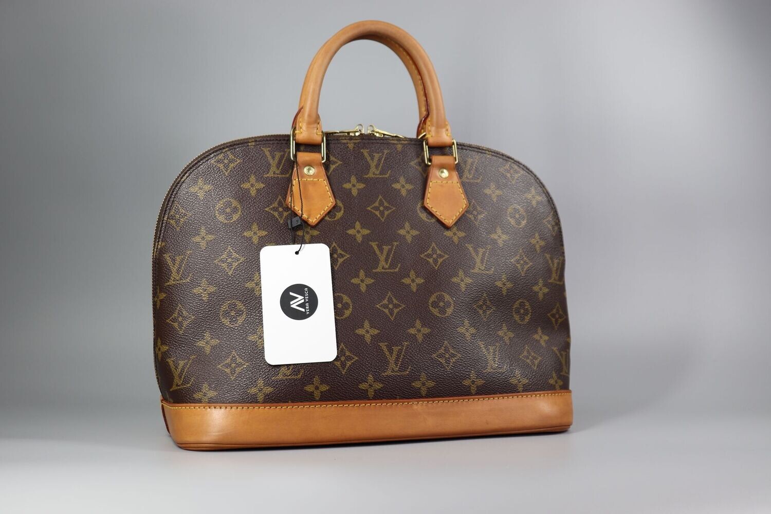 Pre-Owned Louis Vuitton Alma PM Monogram Satchel 