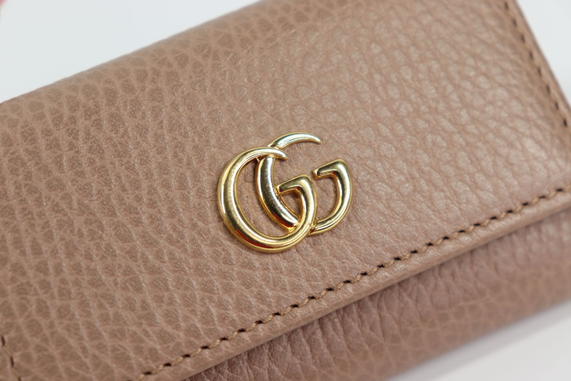 Gucci Dollar Calfskin GG Marmont 6 Key HolderÂ