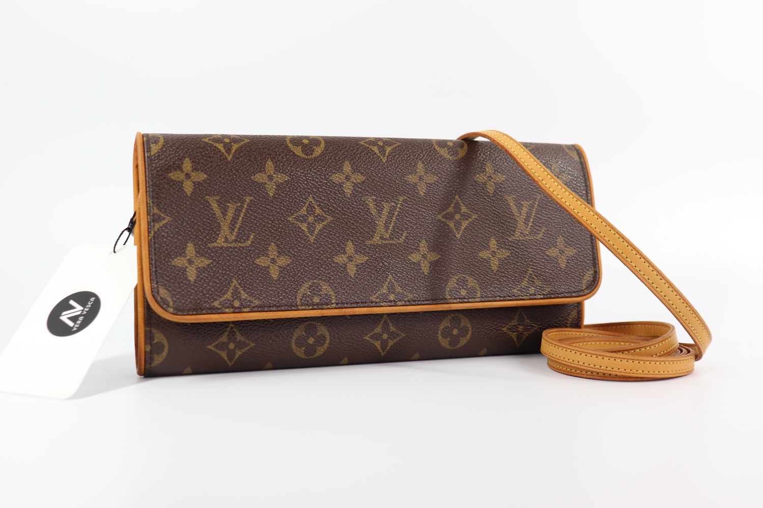Louis Vuitton Monogram Pochette Twin GM 2 Way Clutch