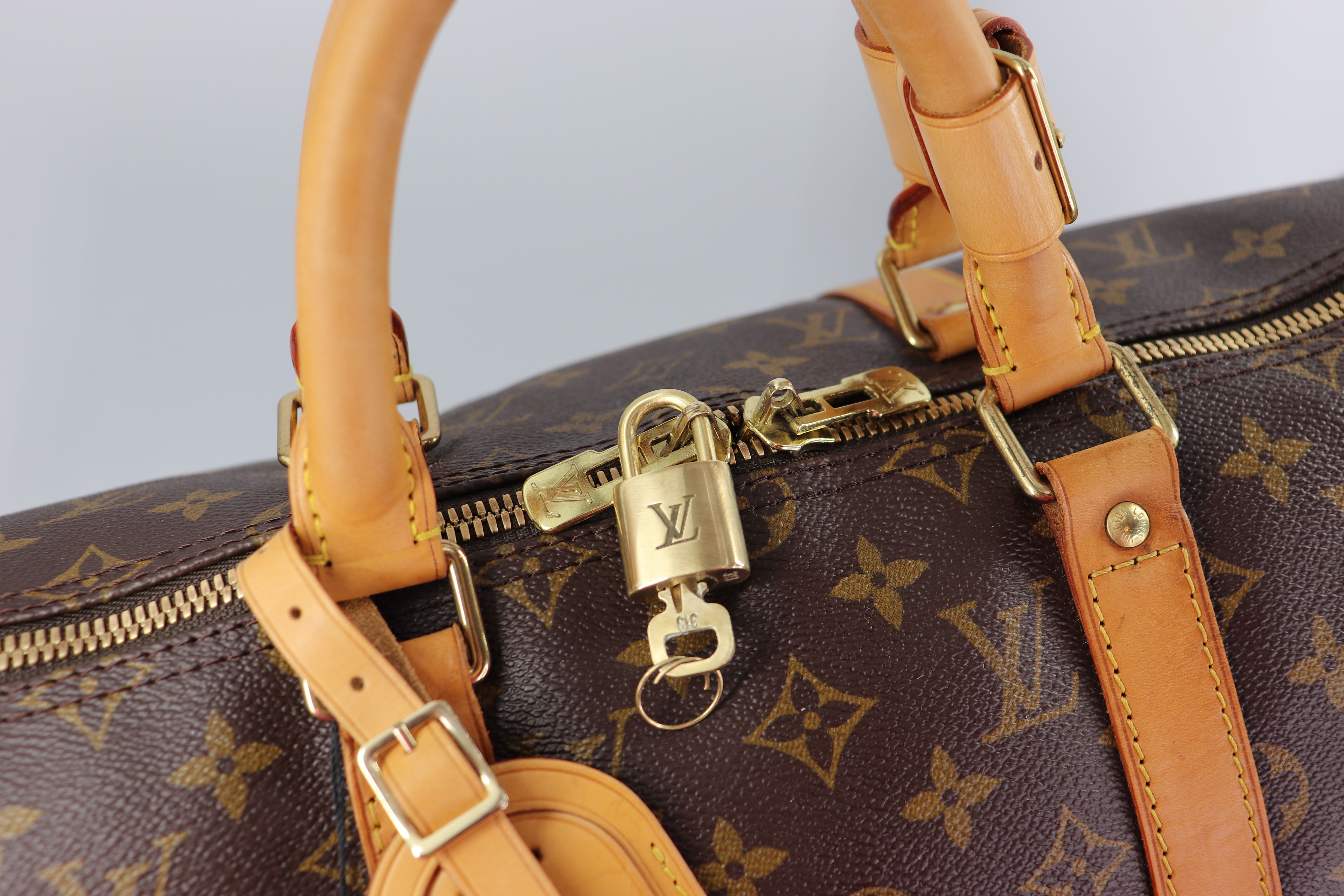 LOUIS VUITTON Keepall Bandouliere 50