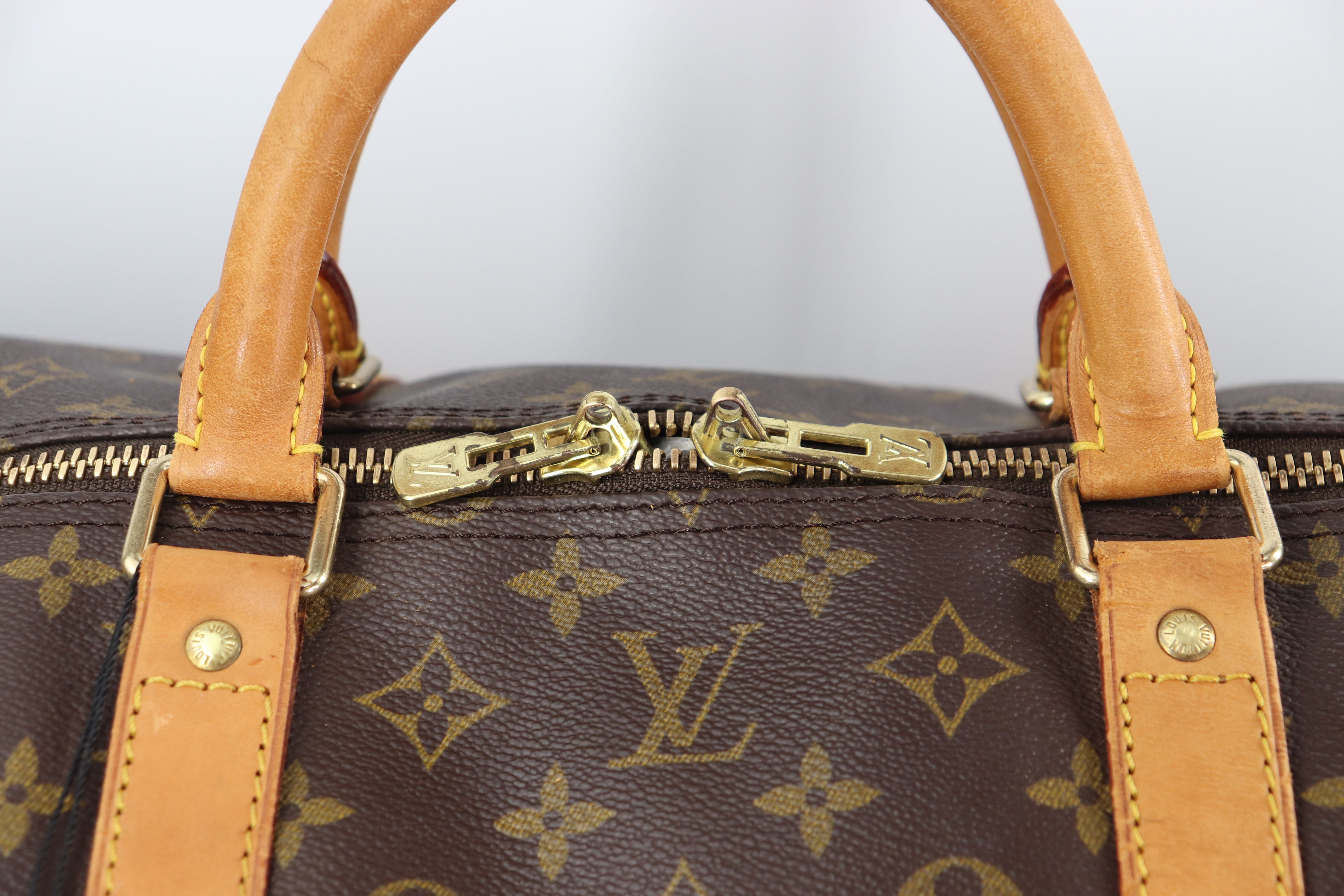 Louis Vuitton Monogram Keepall Bandouliere 60