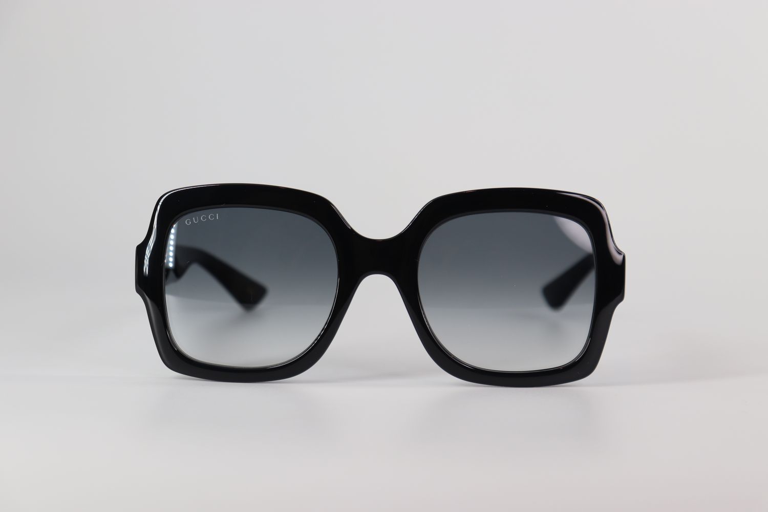 NEW* Gucci Grey Gradient Square Ladies Sunglasses 54mm display picture 1