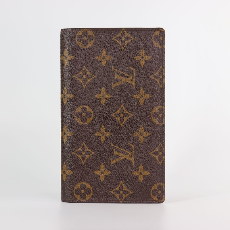 LOUIS VUITTON Monogram Passport Cover / Wallet
