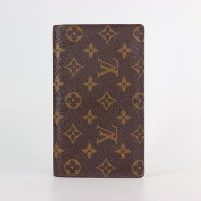 LOUIS VUITTON Monogram Passport Cover / Wallet