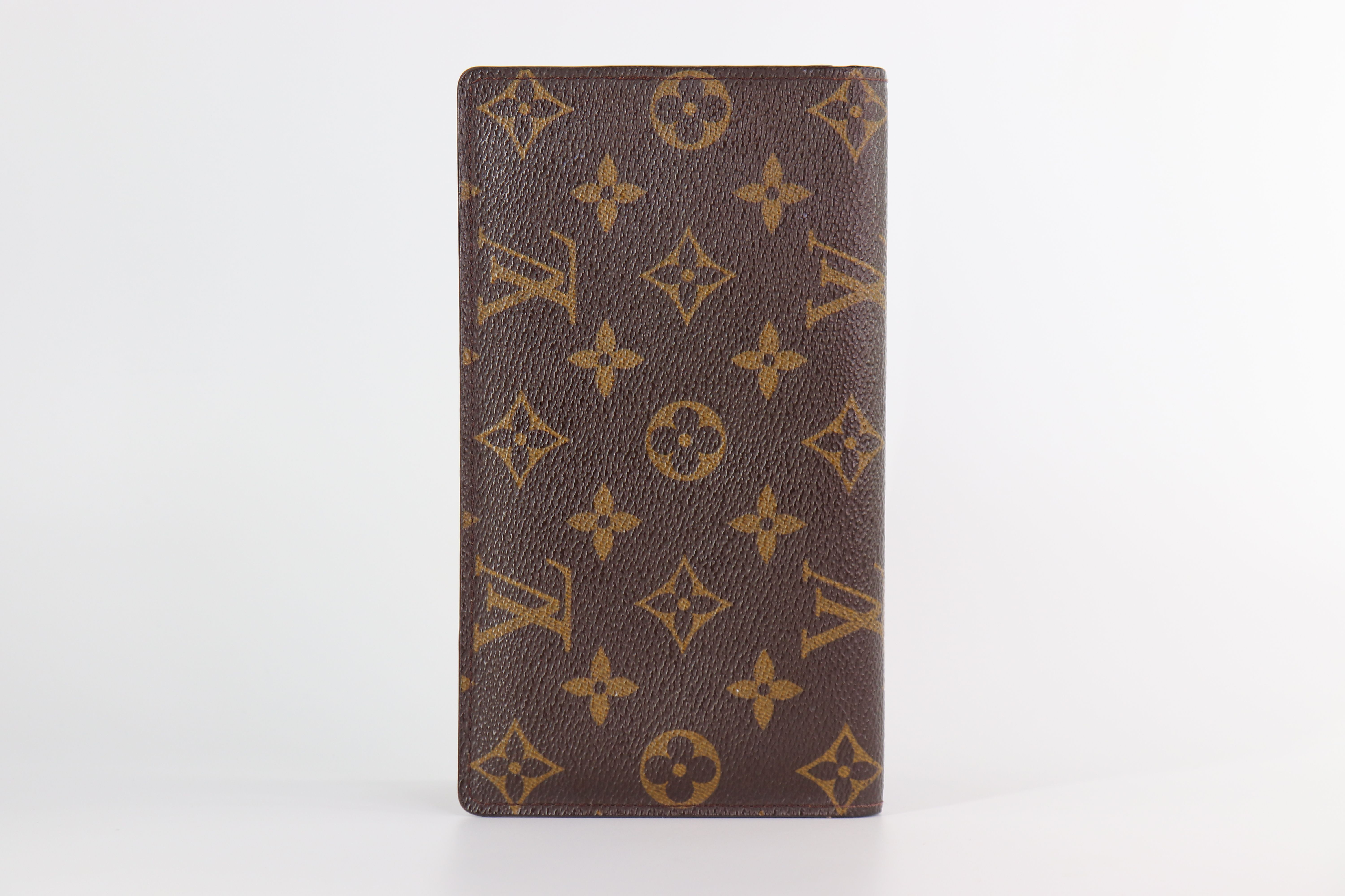 LOUIS VUITTON Monogram Passport Cover / Wallet
