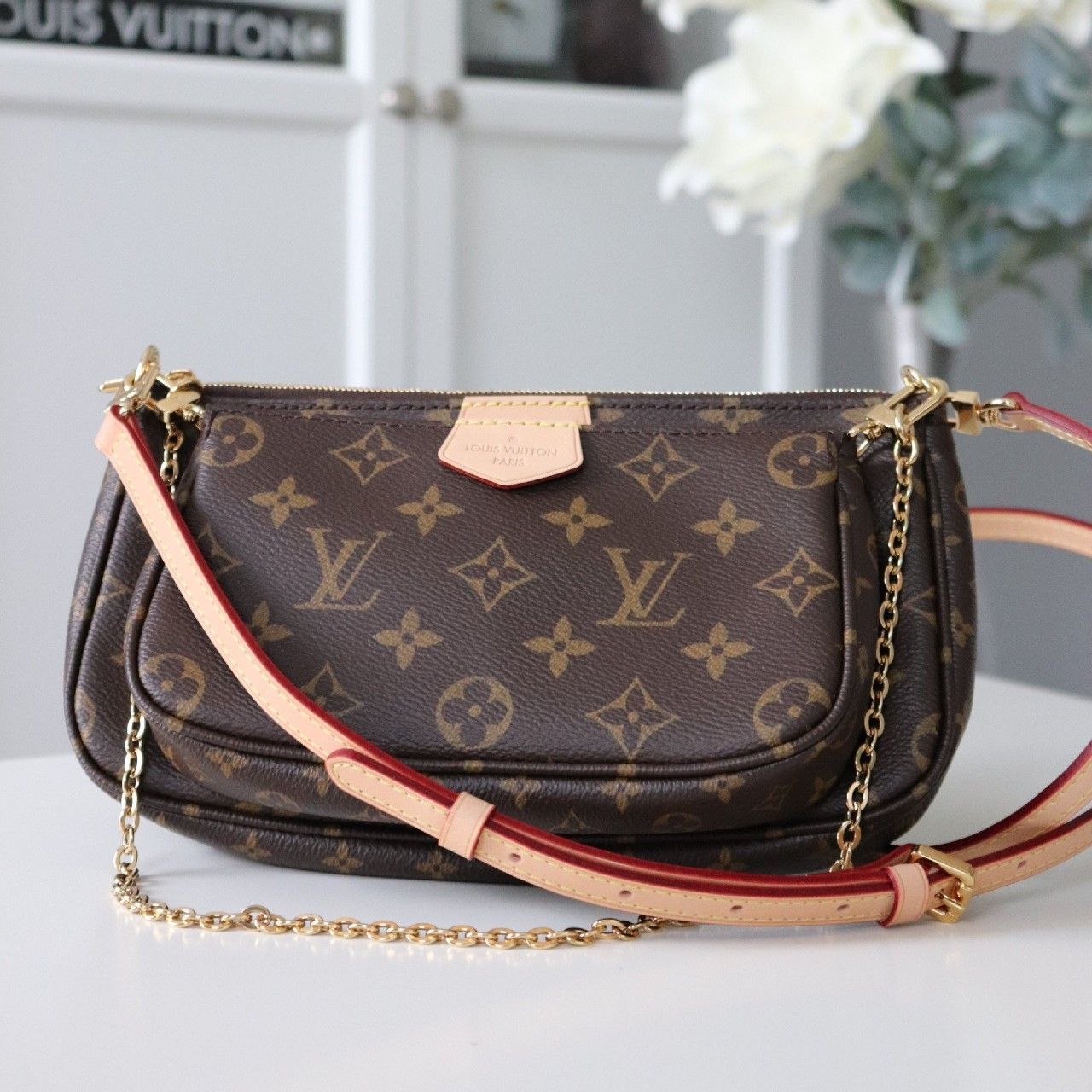 Adjustable Vachetta Leather Crossbody Strap – 10 mm, Gold-Tone Hardware Adjustable Vachetta Leather Crossbody Strap – 10 mm, Gold-Tone Hardware