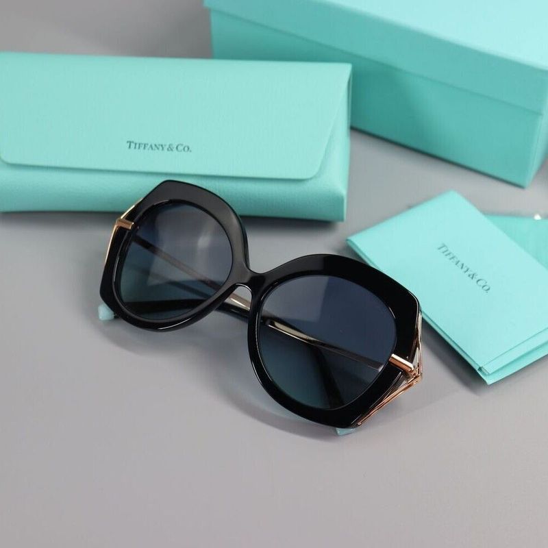 *NEW*TIFFANY & CO. Black Sunglasses *NEW*TIFFANY & CO. Black Sunglasses
